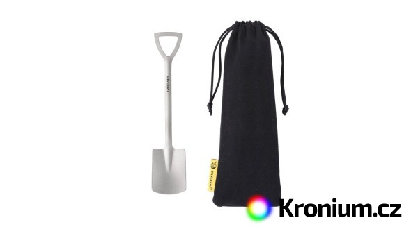 Titanová lžička na cesty
