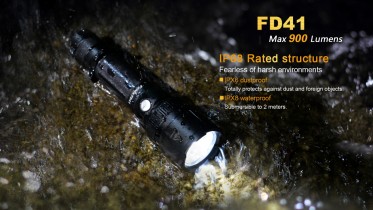Zaostřovací svítilna Fenix FD41 + USB aku 2600 mAh
