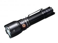 Taktická nabíjecí svítilna Fenix TK26R